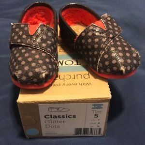 Girls Toms